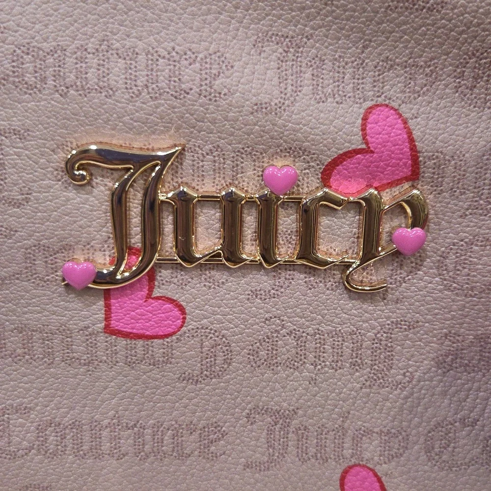 💕 ▪️Juicy Couture▪️ Cafe With Cafe Trim I heart  Medium Tote Heart Logo